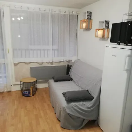 Apartment Avec Balcon Au Centre De Saint-lary *