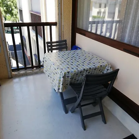 Avec Balcon Au Centre De Saint-lary דירה סן-לארי-סולאן