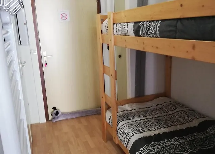 Avec Balcon Au Centre De Saint-lary Apartamento *